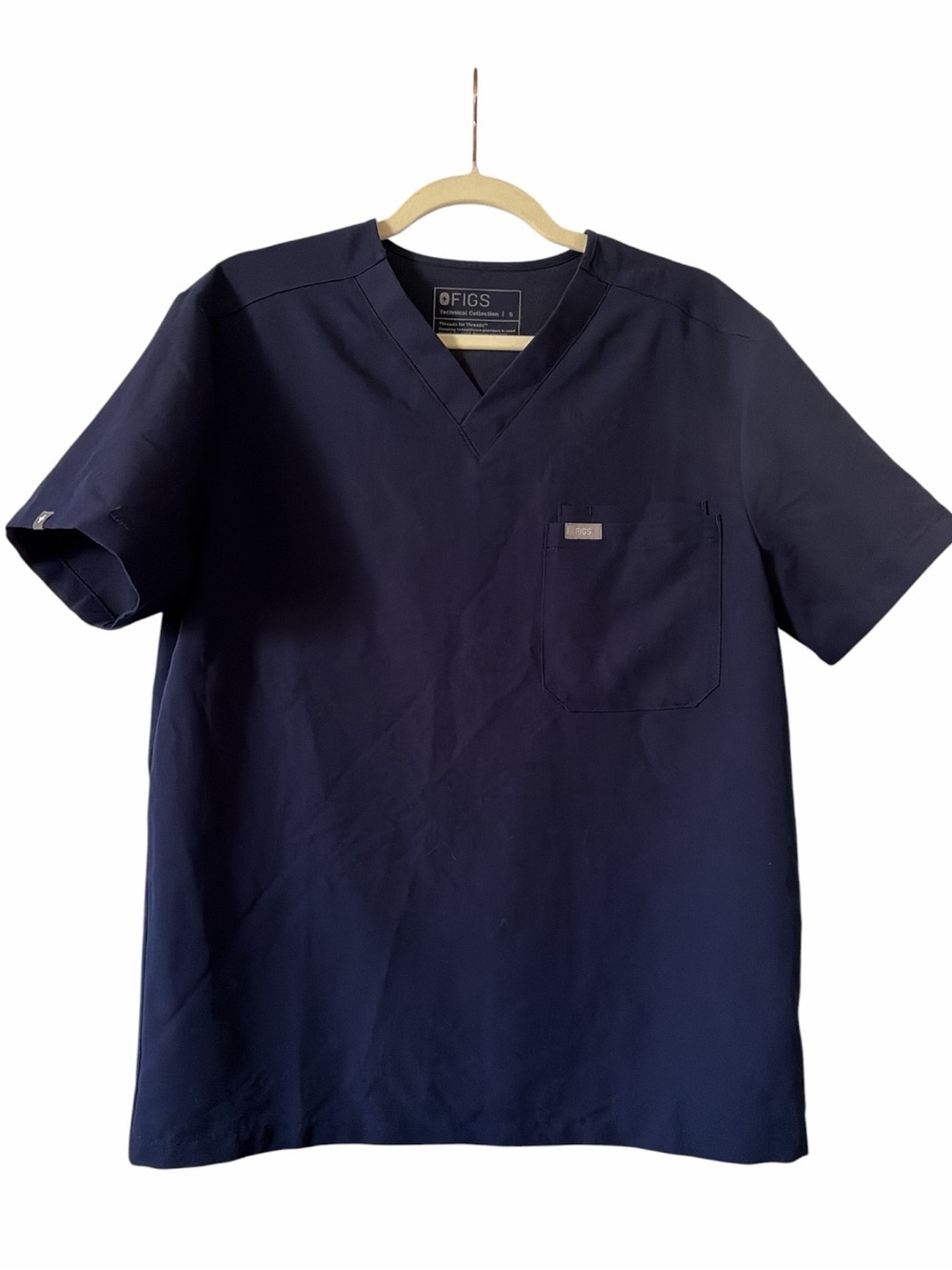 Figs Leon scrub top